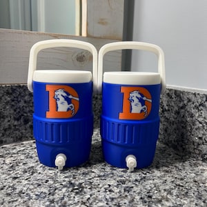Broncos burkhållare med koozie