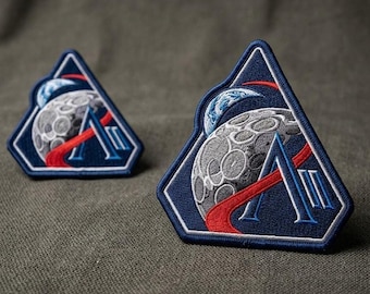 Artemis II Tribute Patch – Embroidered Space Mission Collectible Badge