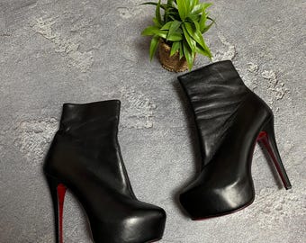 Christian Louboutin heels womens leather size 38/us8