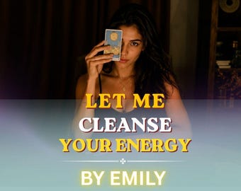 Może przedstawiać: Prostokątna karta tarota z ilustracją żółtego księżyca, z nałożonym tekstem LET ME CLEANSE YOUR ENERGY BY EMILY pogrubioną żółtą i białą czcionką na ciemnym, słabo oświetlonym tle.
