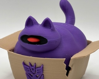 Shockwave-in-a-Box Transformers Desk Buddy