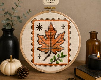 Mini kruissteekpatroon van een esdoornblad (PDF), herfstbladborduurwerk, herfstdecoratie, botanisch mini kruissteekpatroon, direct te downloaden