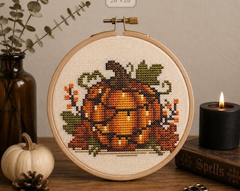 Pompoen kruissteekpatroon PDF, herfstpompoen met lichtslingers, gezellig herfstborduurwerk, klein oogstontwerp, direct te downloaden
