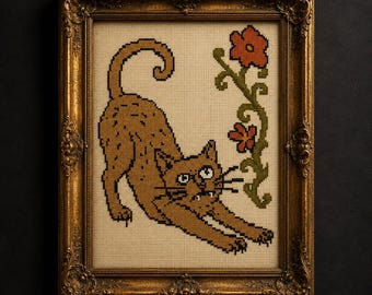 Middeleeuws kattenborduurpatroon (PDF), rekkende kat borduurontwerp, grappige middeleeuwse kat uit een manuscript, gotische kattendecoratie, direct te downloaden