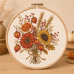 Korsstygnsmönster med höstblombukett, räknat korsstygn med höstblommor i PDF-format, botaniskt mönster med solros och Physalis