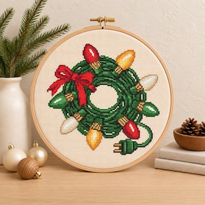 Kreuzstichmuster „Verworrene Weihnachtslichter“, bunte Lichterketten (PDF)