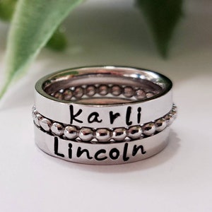 Mom name ring/Personalized name ring/stacking ring set/Custom name rings/Mom kid rings/Kid name rings/engraved rings/Custom mom ring/rings
