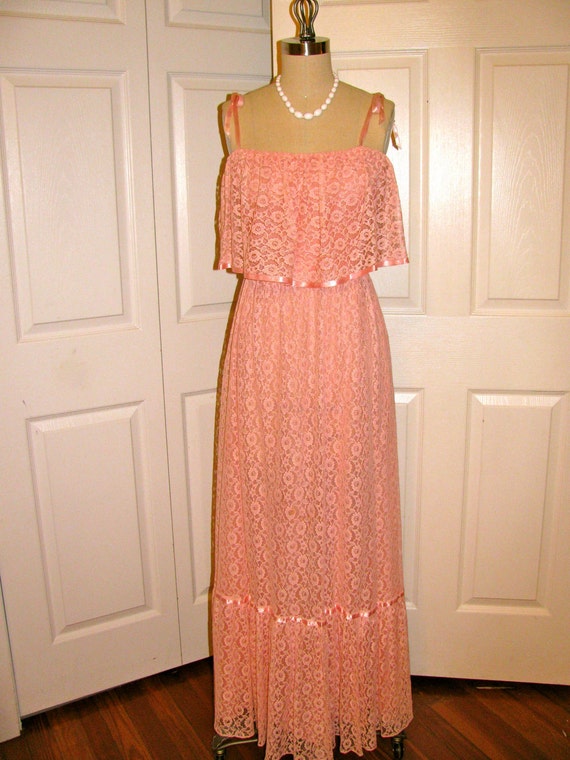1970's Pink Lace Maxi Dress - Size Small