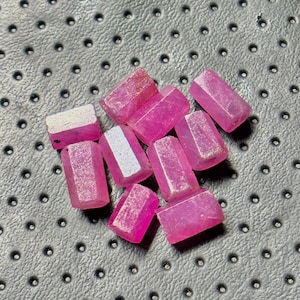 10 Raw Pink Ruby Crystals,Barrel Shape,July Birthstone 7/8 for jewellery making