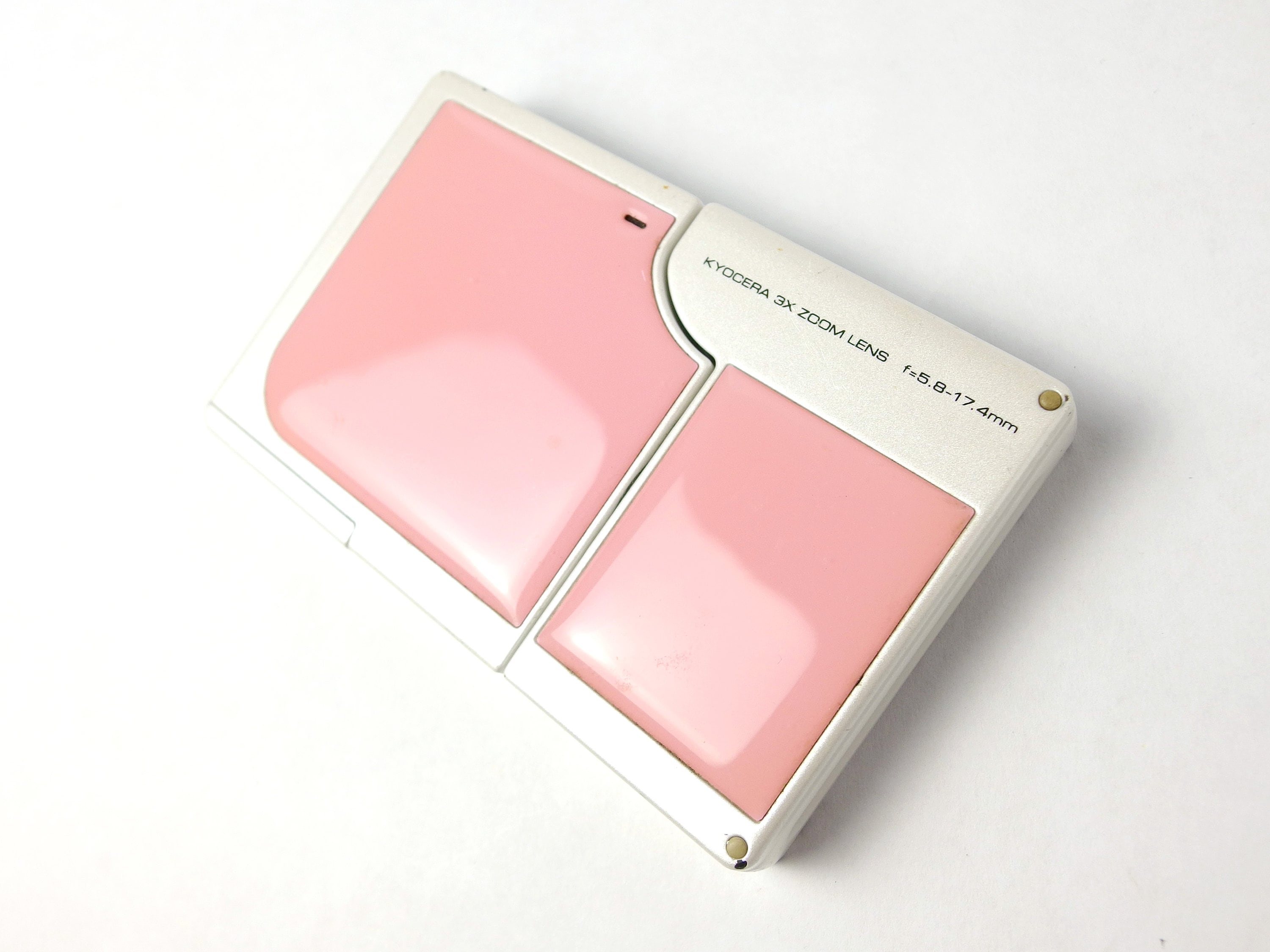 Kyocera Finecam SL400R Rare Pink Ultra-slim Vintage Digital Kyocera Finecam SL400R Rare Pink Ultra-slim Vintage Digital
