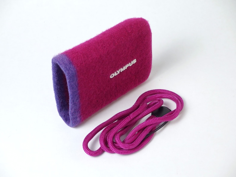 olympus digital camera case vintage retro wool felt moss design style japan y2k strap custom rare canon sony nikon purple pink magenta