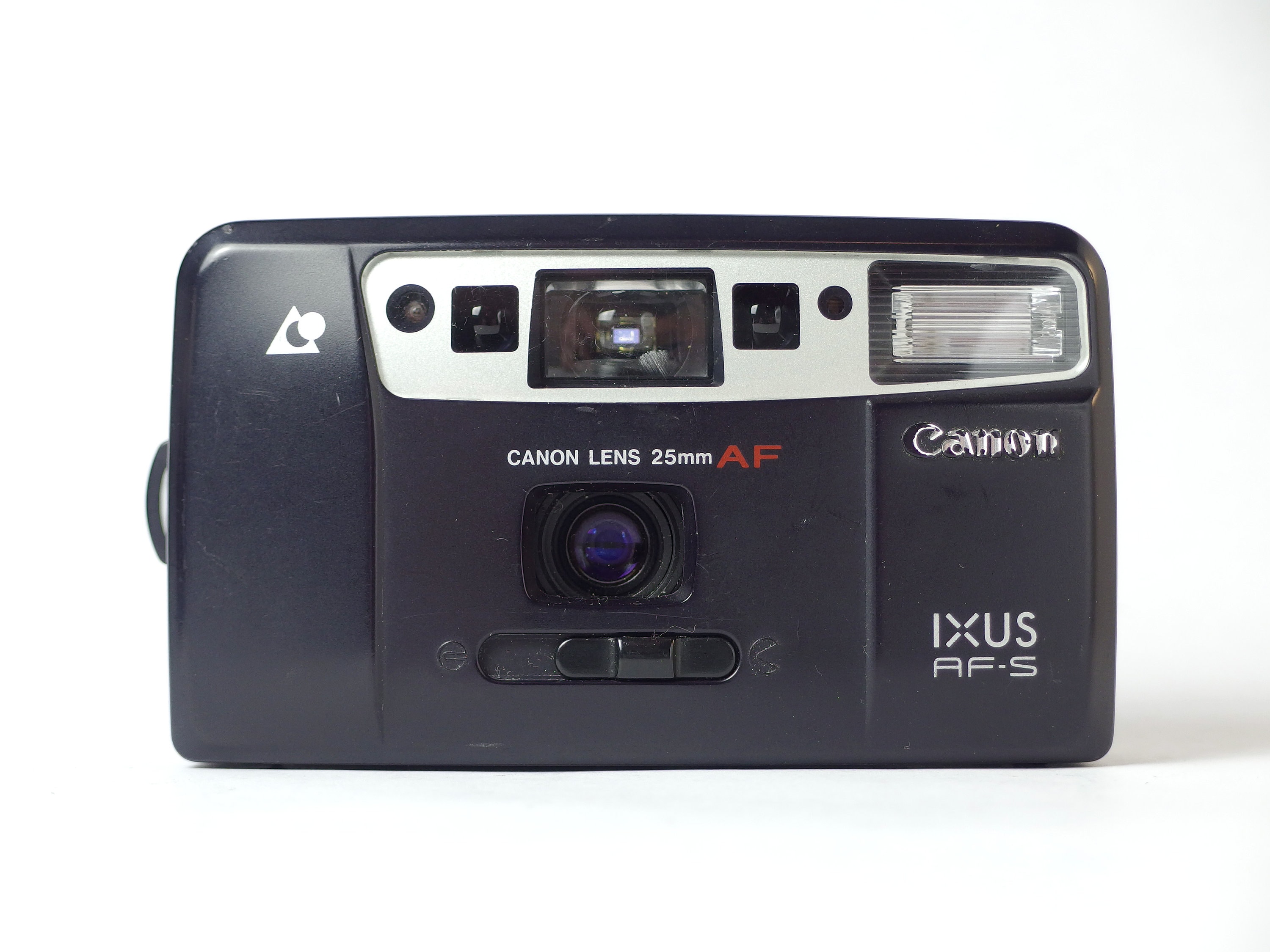Appareil photo numérique compact Canon IXY 630 argent 16 mégapixels du