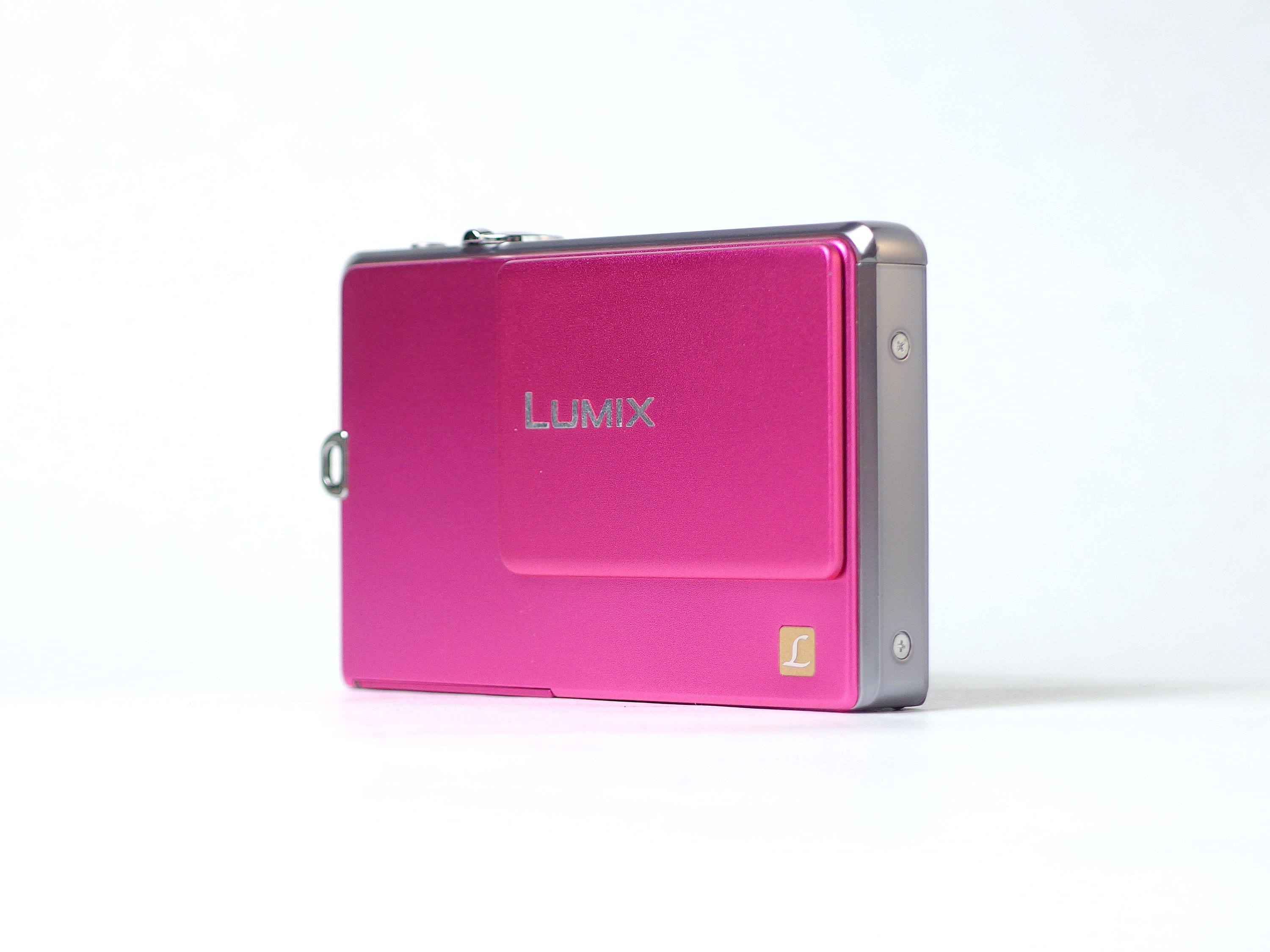 Panasonic Lumix Dmc-Fp1-P Pink Digital Camera Confirmed