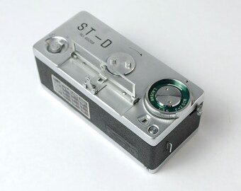 Viscawide 16 ST-D、16 mm フィルム用パノラマ スイング レンズ カメラ