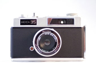 Minolta Apex 105 Unusual Pearl White 35mm Compact, Tested