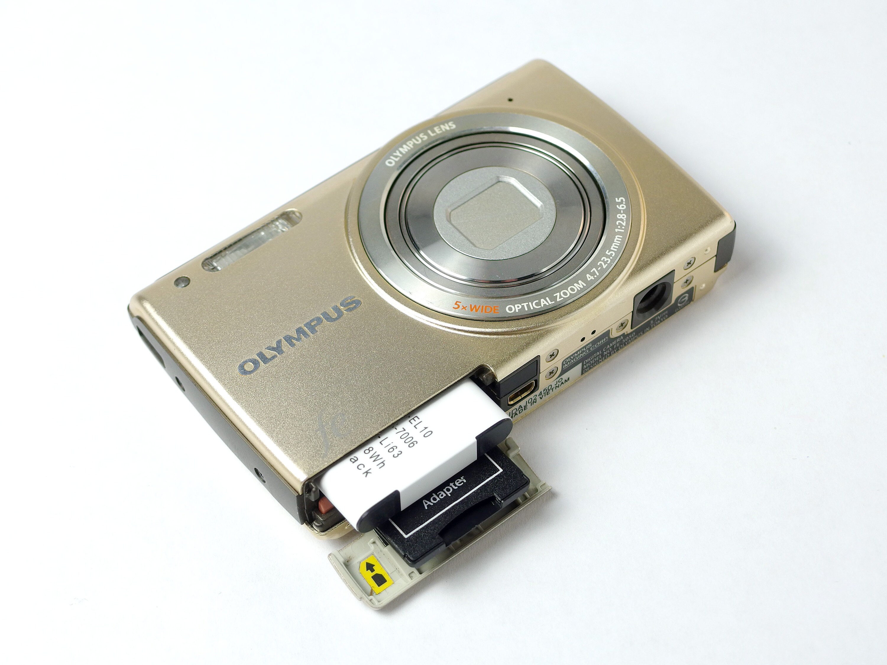 OLYMPUS FE-5050 ゴールド Olympus FE-5050 Rare Gold Compact Digital Camera With Punk