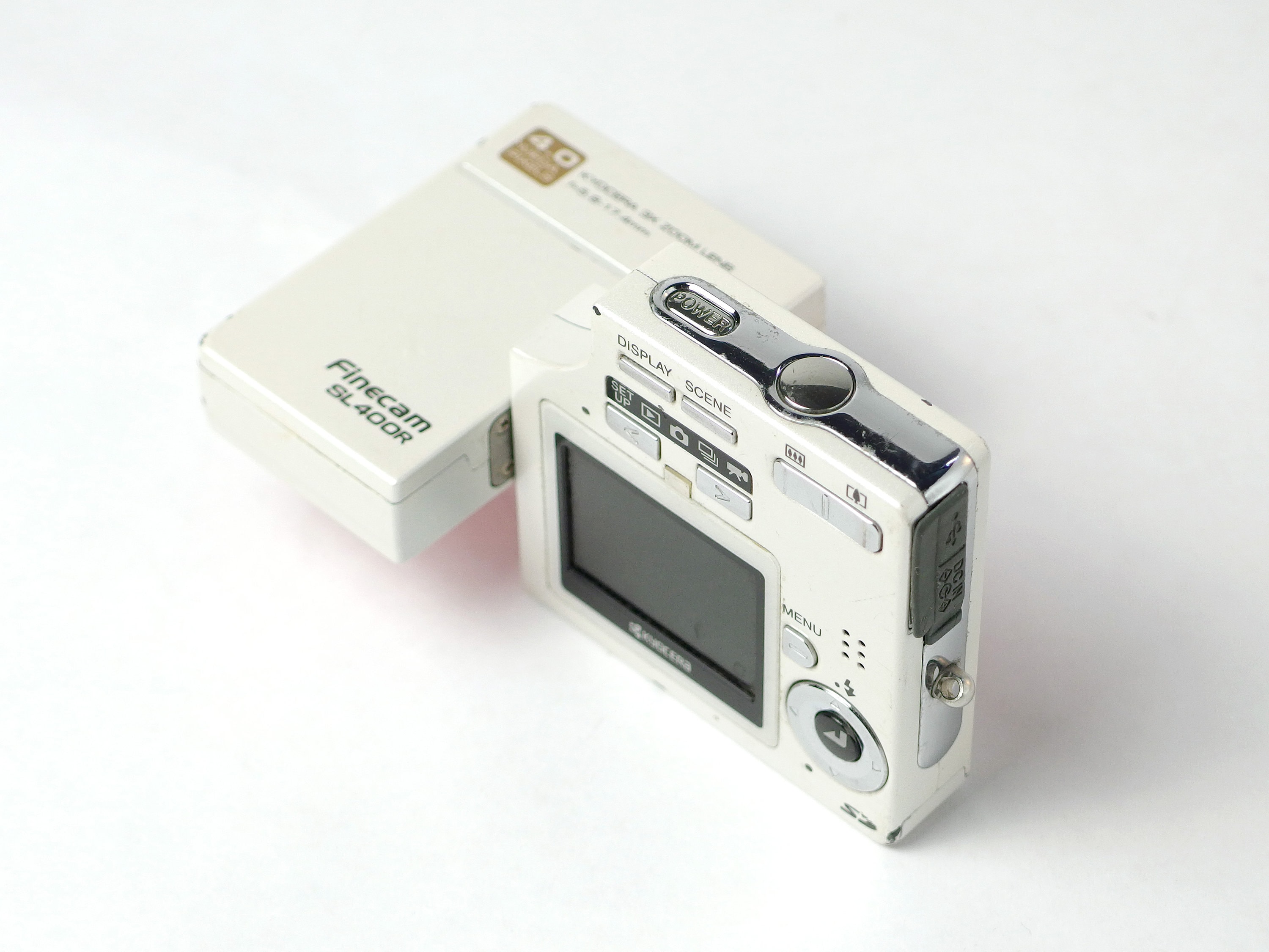 Kyocera Finecam SL400R Rare Pink Ultra-Slim Vintage Digital Camera