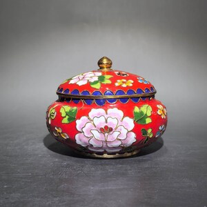 Red Background Large Peony Pattern Lidded Storage Jar Handmade Wire Inlay Cloisonne with Pure Copper Base