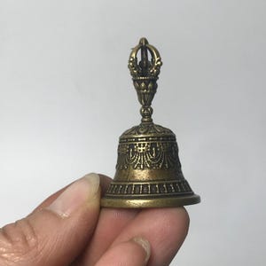 Vintage tibetansk mässingsvajraklocka | Buddhistisk ghanta ritualklocka med dorjehandtag för meditation