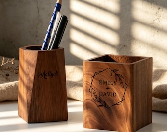 Gepersonaliseerde notenhouten pennenhouder gegraveerde bureauopberger