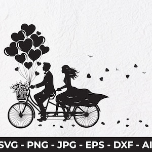 Könnte beinhalten: Schwarz-weiße Silhouette eines Paares auf einem Tandemfahrrad. Der Mann hält herzförmige Ballons und einen Blumenkorb. Die Frau trägt ein fließendes Kleid. Der Text "SVG - PNG - JPG - EPS - DXF - AI" ist enthalten.