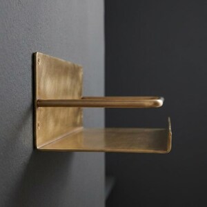 Brass Wall Shelf

Floating Brass Ledge

Gold Bathroom Shelf

Gallery Rail Shelf

Solid Brass Decor

Luxury Spice Rack

Mid Century Modern

Industrial Shelving

Apothecary Shelf

Handcrafted Brass

Entryway Organizer

Metal Floating Shelf

Unlacquered Brass