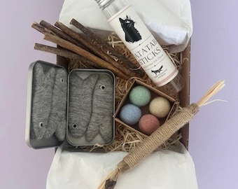 Eco Friendly Cat Toy Gift Set, Natural & Organic Wool, Catnip and Silvervine Gift for Cats