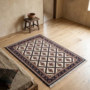 Handknuten Oushak-matta, geometriskt diamantgitter, elfenbensblå rostfärgad ull