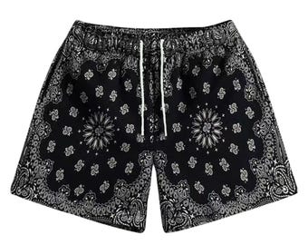 Pantaloncini da uomo con bandana: un capo essenziale per l'estate.