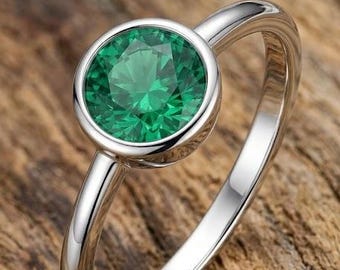 Emerald Green Round Cut Solitaire Ring, Sterling Silver Dainty Engagement Ring (May Birthstone)