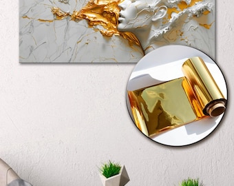 Arte abstracto con acento dorado con una niña en la pared dorada para decorar el dormitorio y la sala de estar.