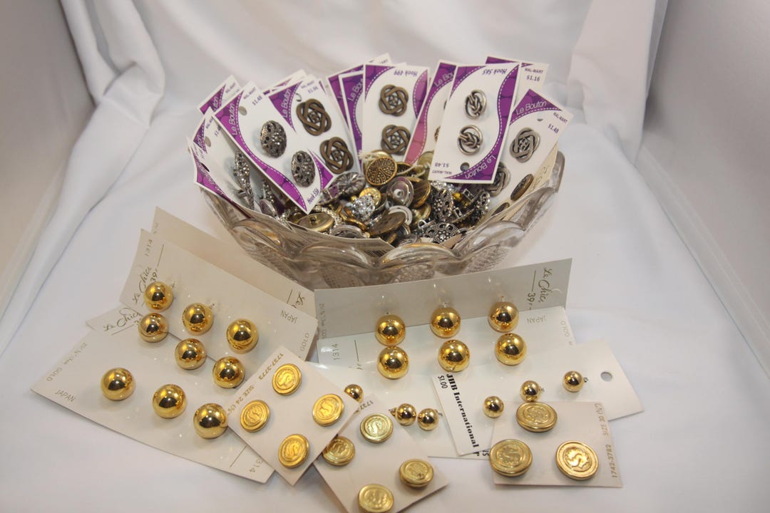 Craft Supply Lot - Button Mix | Vintage Metal Buttons | Studio Cleanout ...