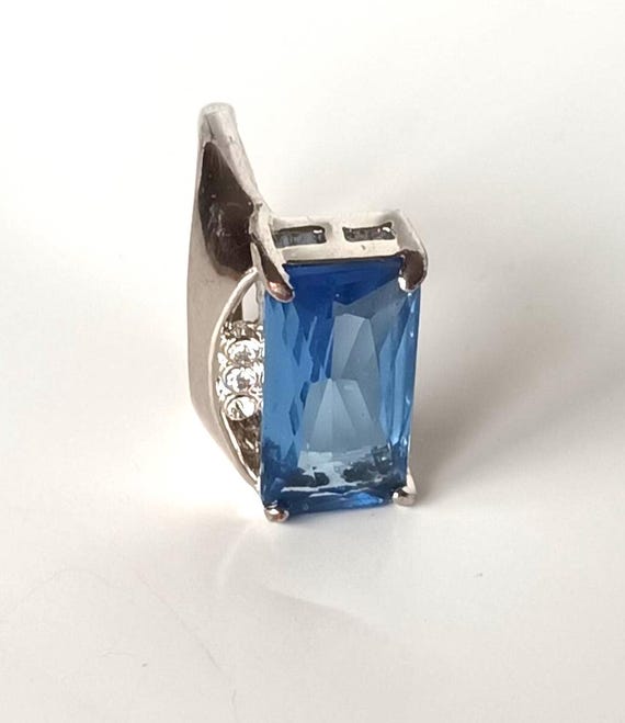 Massive statement ring with light blue crystal (1… - image 3