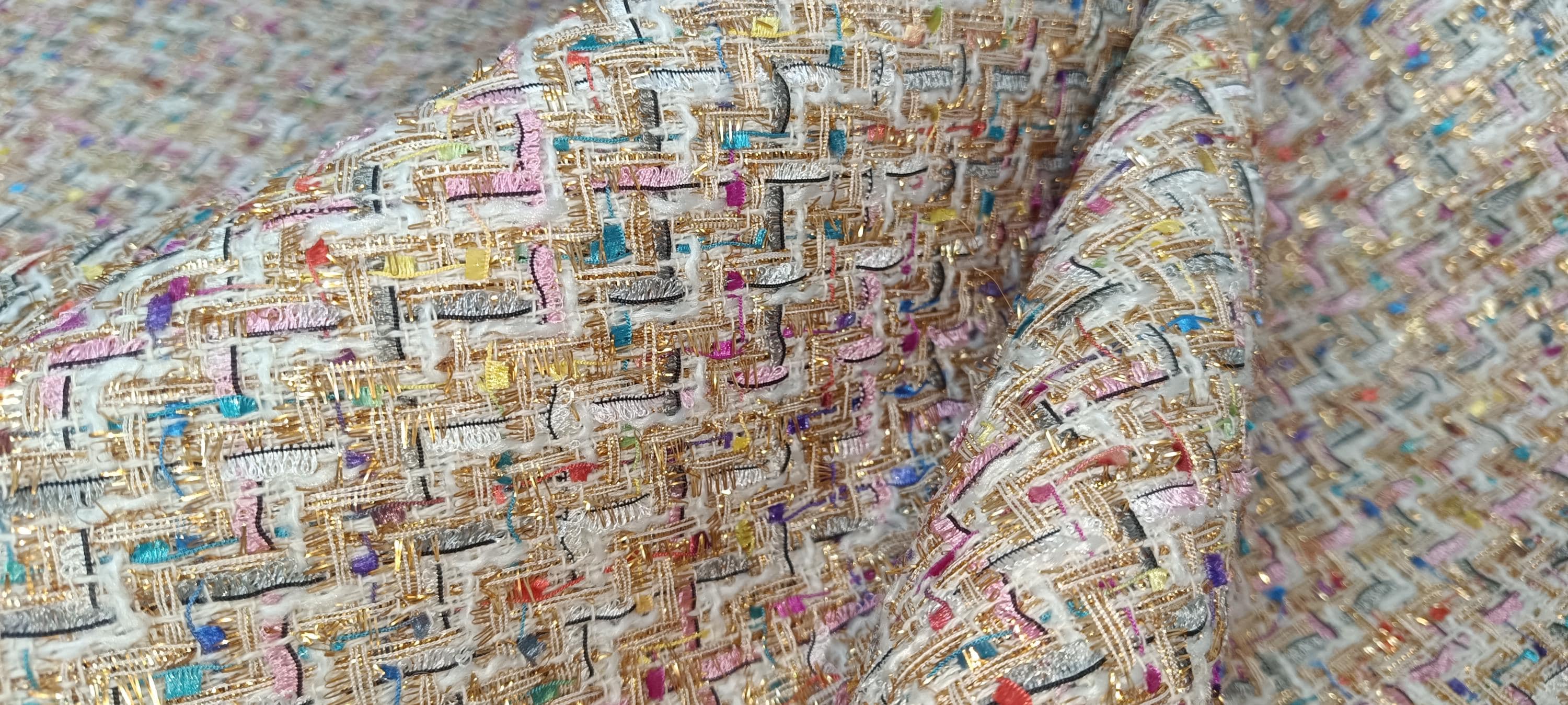 Chanel tweed fabric - Etsy 日本
