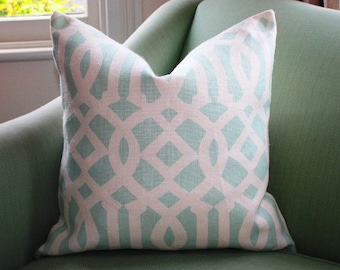 Imperial Trellis Pillow Cover