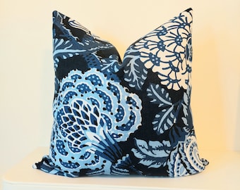 Thibaut Mitford Pillow Cover, Anna French