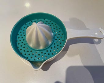 Vintage Quikut Florida Citrus Juicer