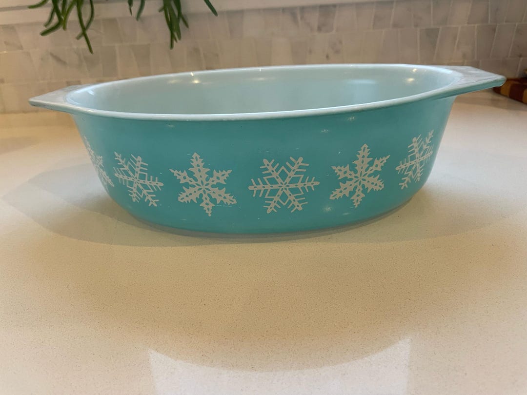 Pyrex Snowflake Pattern Casserole Vintage Pyrex Snowflake Turquoise Oval Casserole Dish, 1956 - Etsy