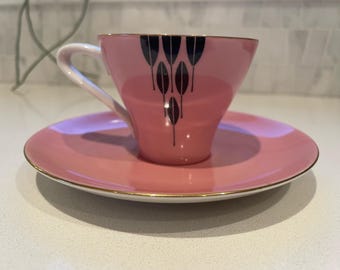 Vintage collectible teacup and saucer made by Narumi China in Japan