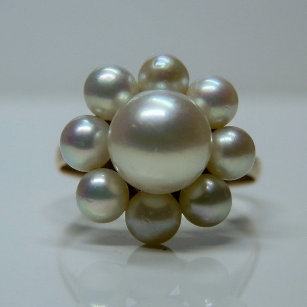 Vintage Estate Ring, Natural Pearl 10k Gold Ring. Size 6 1/2. Classic design, elegant, Pearl Ring. DanPicked