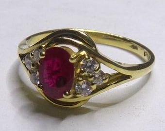 Natural Ruby & Diamond, 18k Gold Engagement Ring. Size 6.75