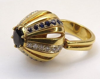 18k Gold, Sapphire & Diamond Cocktail Statement Ring. Size 6. Flower bud design. Openwork