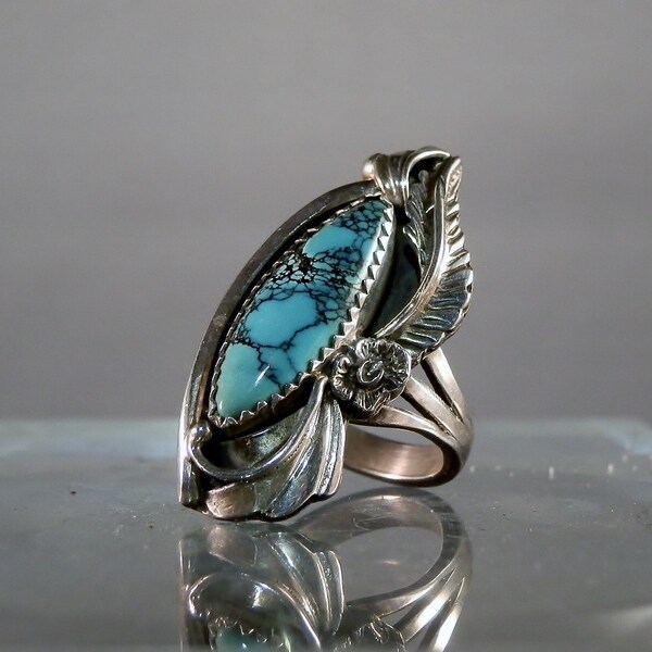 Vintage Navajo Turquoise and Sterling Silver Ring. Les Baker. Size 6