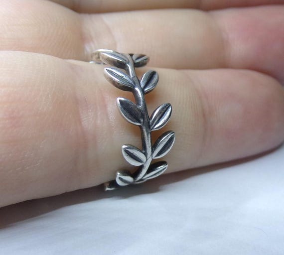 Pandora vine ring discount