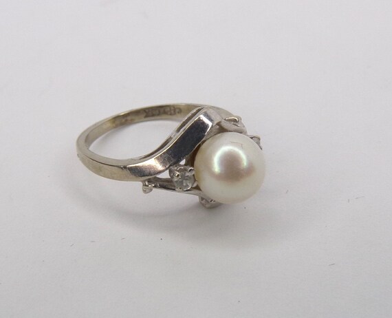 Vintage Pearl and CZ, 10k White Gold Ring. Size 3… - image 5