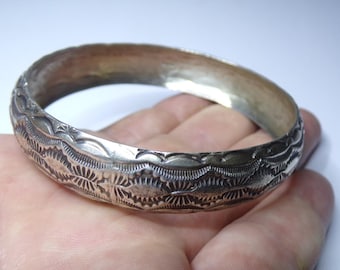 Vintage Native Jewelry Navajo Signed T. Thomas Solid Sterling