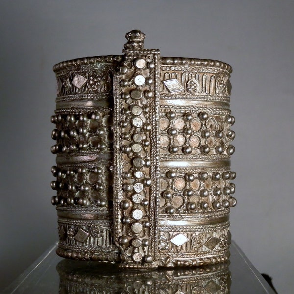 Bedouin Silver Bracelet - Yemeni Very Wide Cuff for a Small Wrist - Vintage Bracelet - Circa 1940s - DanPickedMinerals