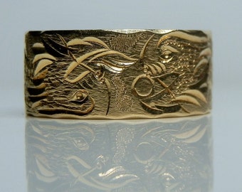14k Gold Ring, Etched Dragon Wide Band, 9.72mm wide. Size 10.