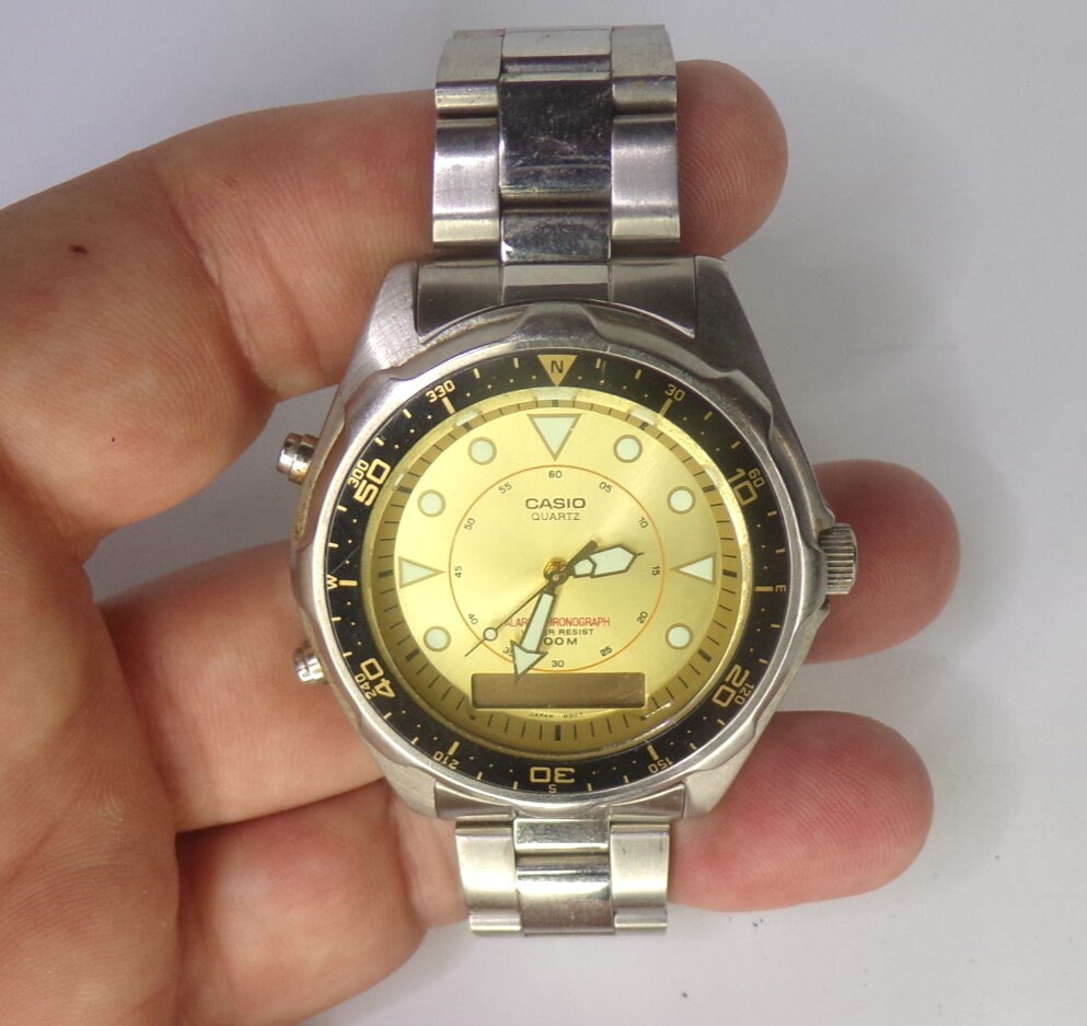 Untested Casio AMW- 320r Dead Battery, Untested Estate