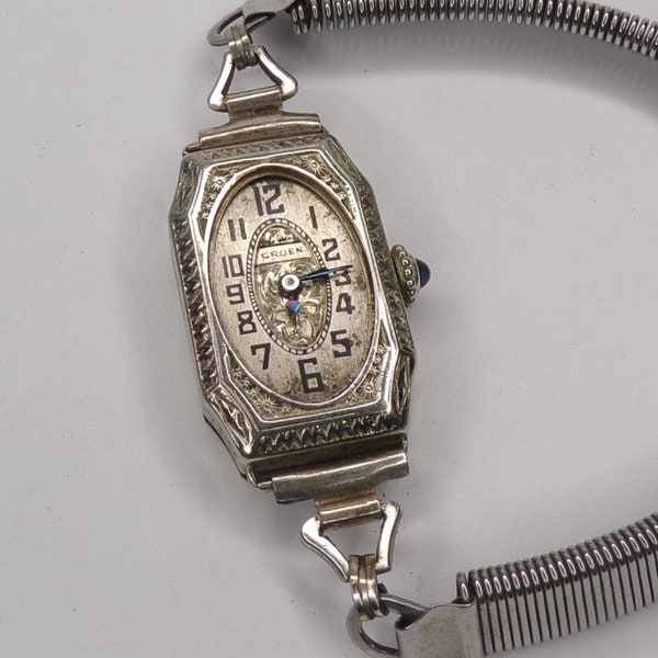 Gruen 14k Gold Case, Ladies Wrist Watch. Art deco. 15 jewels. Dated 1925. For Repair. Swiss watch. DanPicked